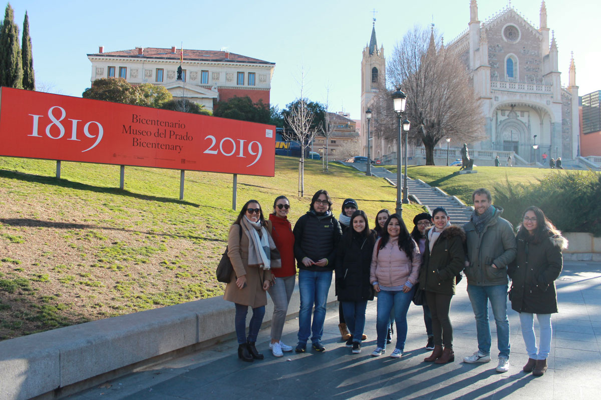 Los estudiantes de EAE conocen la pintura española en el Museo del Prado