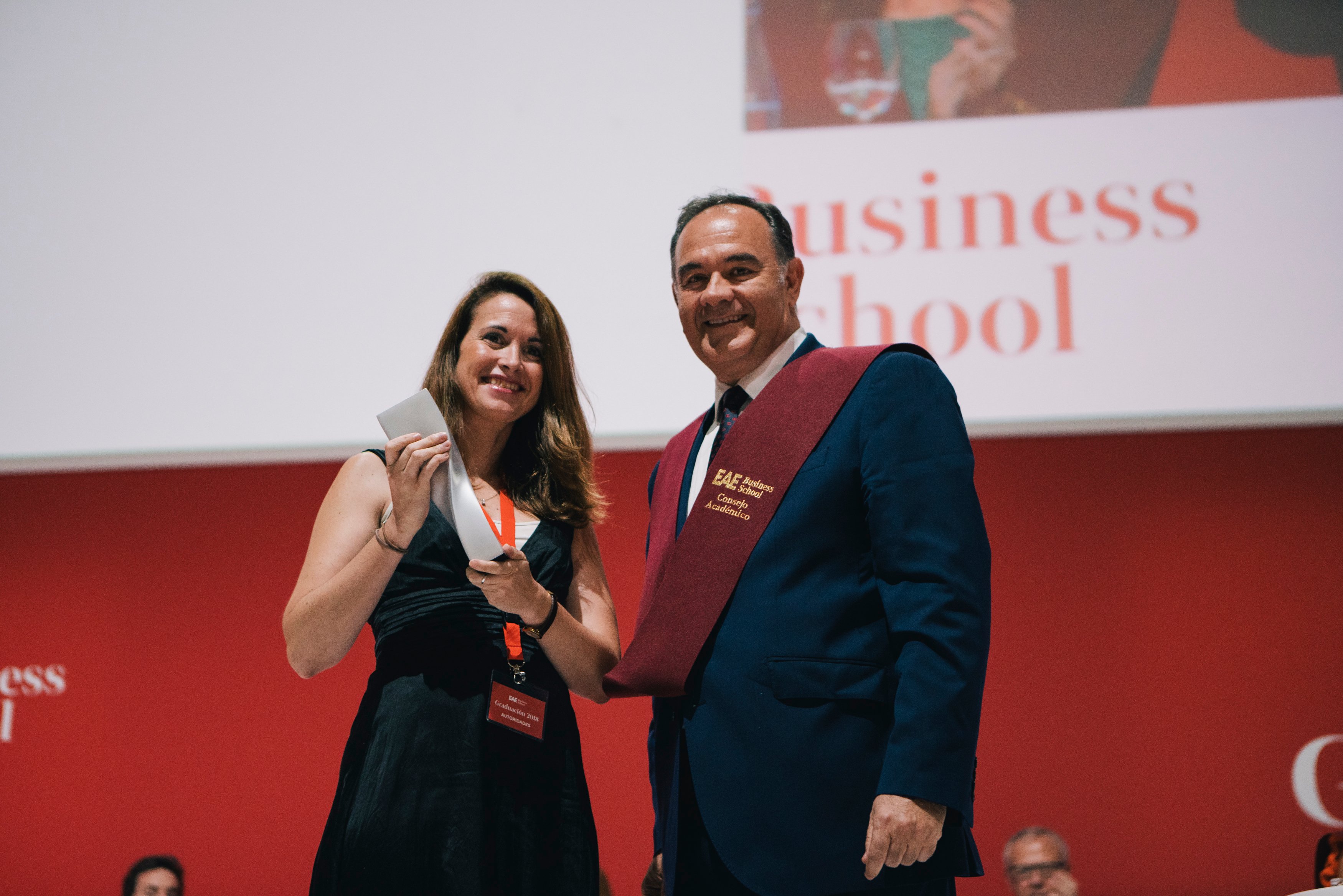 Louis Vuitton Moët Hennessy (LVMH) y Schneider Electric, premios Top Recruiter EAE 2018