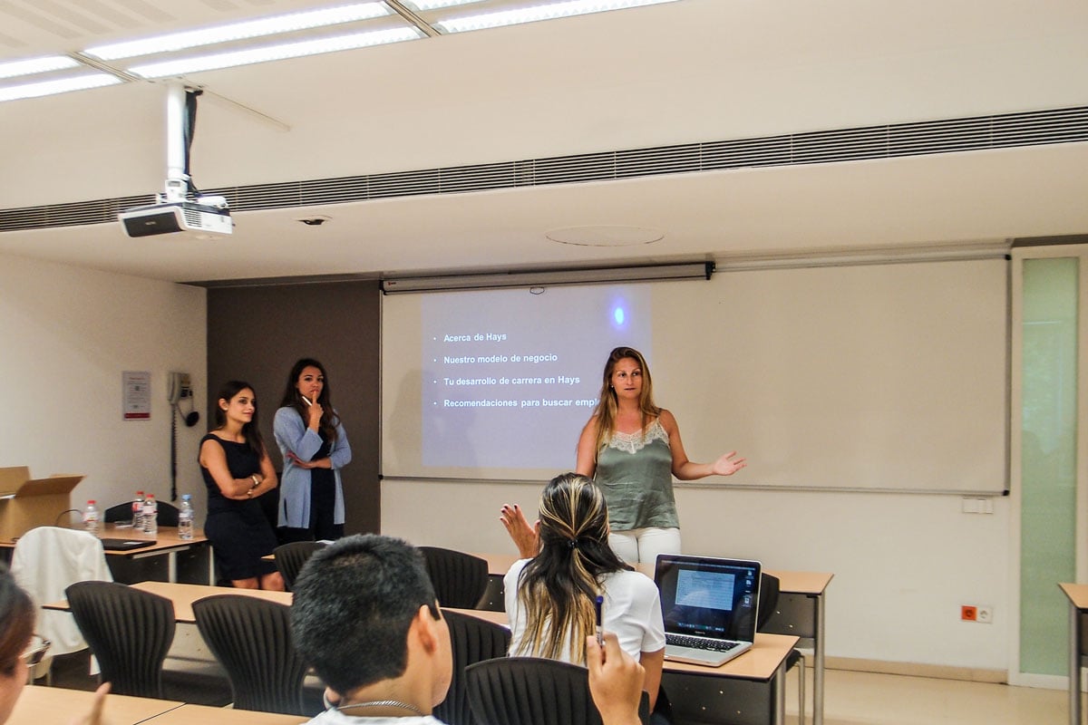 "Un 60% de las personas que hacen prácticas en Hays suelen trabajar como consultores en nuestra empresa"