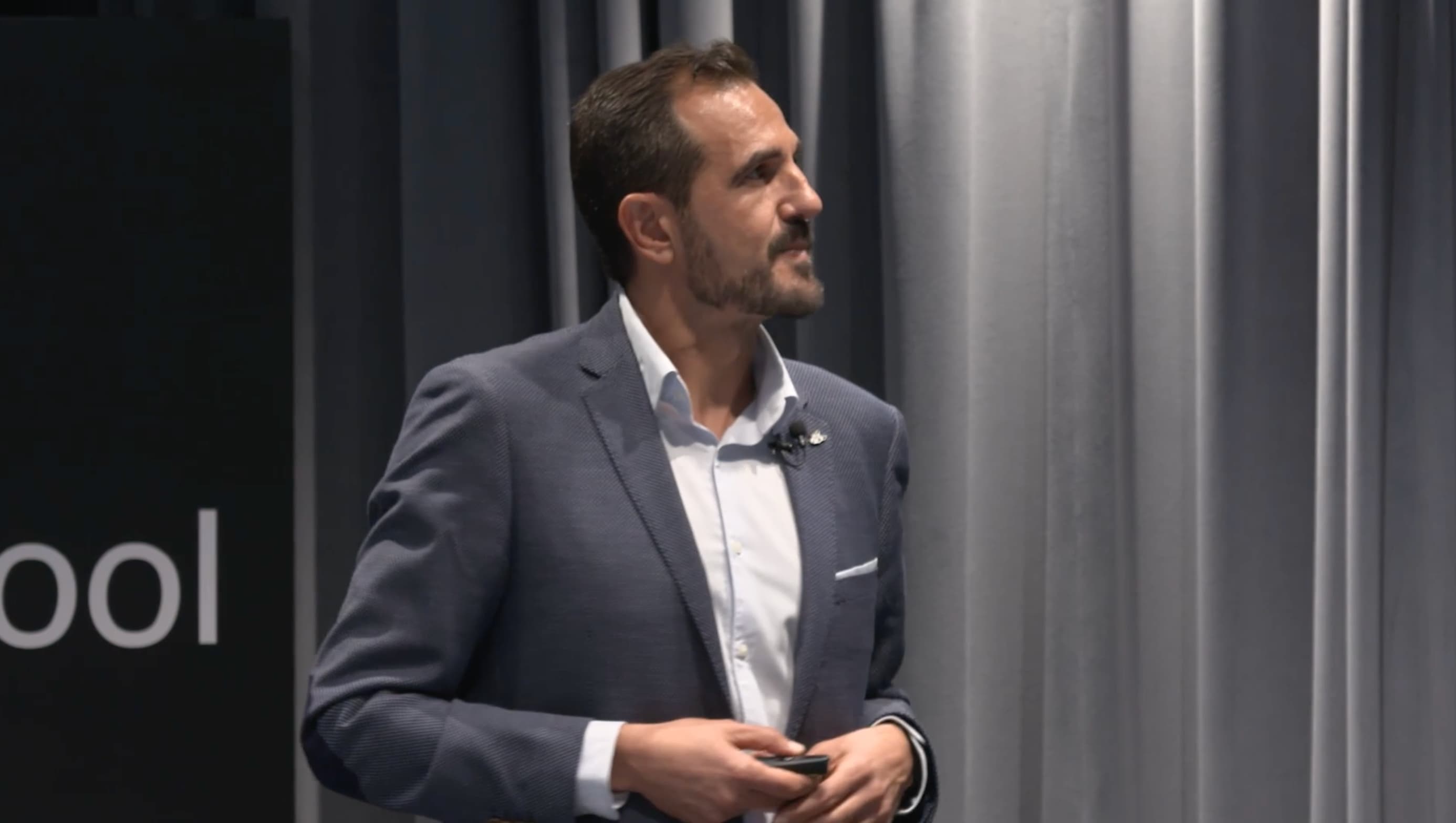 José Luis Santamaría 