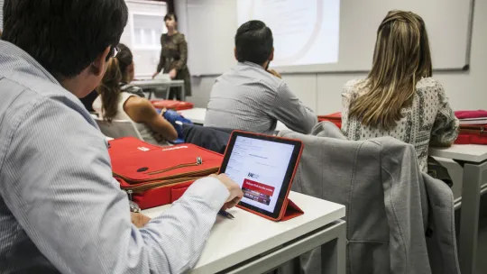 Online and physical stores, the present and future of commerce