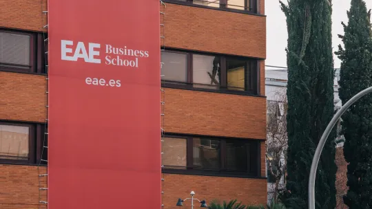 EAE Business School and the consultancy Nethunting publish the results of the research “Strategic Trends. The future of education and work”