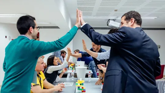 Asiste al encuentro de acogida para futuros alumnos peruanos de EAE en Miraflores, Lima