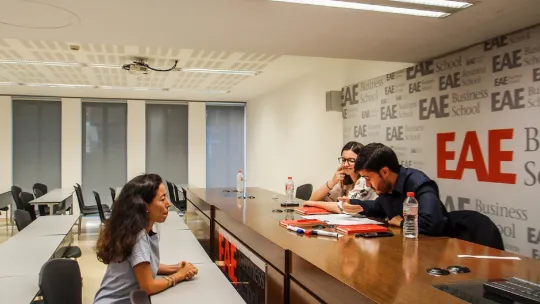 Prestigiosas empresas buscan talento en el Recruiting Day de EAE