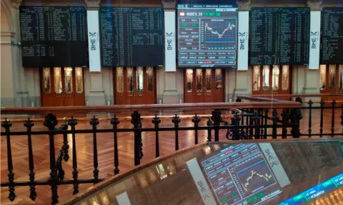 How to Reach Success in the World of Finance.