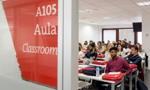 Presentations, teambuilding and a cultural tour to welcome students at the two Madrid Campuses