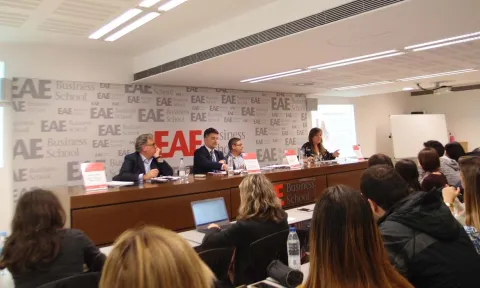 Expertos headhunters en EAE Business School