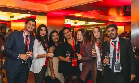 The quality of the speakers and the contact between classmates, highly rated aspects at the Alumni Reunions