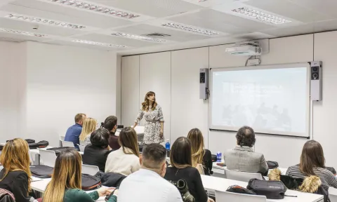 EAE Welcome: the Part-Time and Weekend programs of the April session get under way