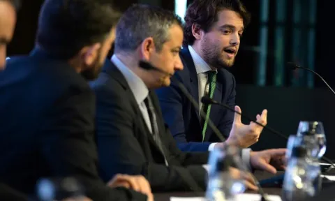 Directivos por el mundo