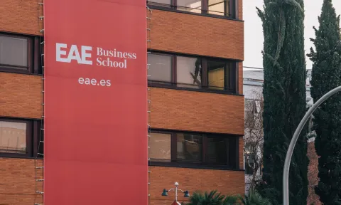 EAE Business School and the consultancy Nethunting publish the results of the research “Strategic Trends. The future of education and work”