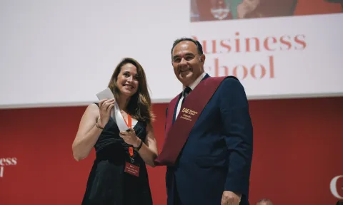 Louis Vuitton Moët Hennessy (LVMH) y Schneider Electric, premios Top Recruiter EAE 2018