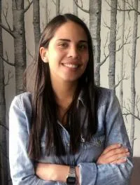 adriana_vela.