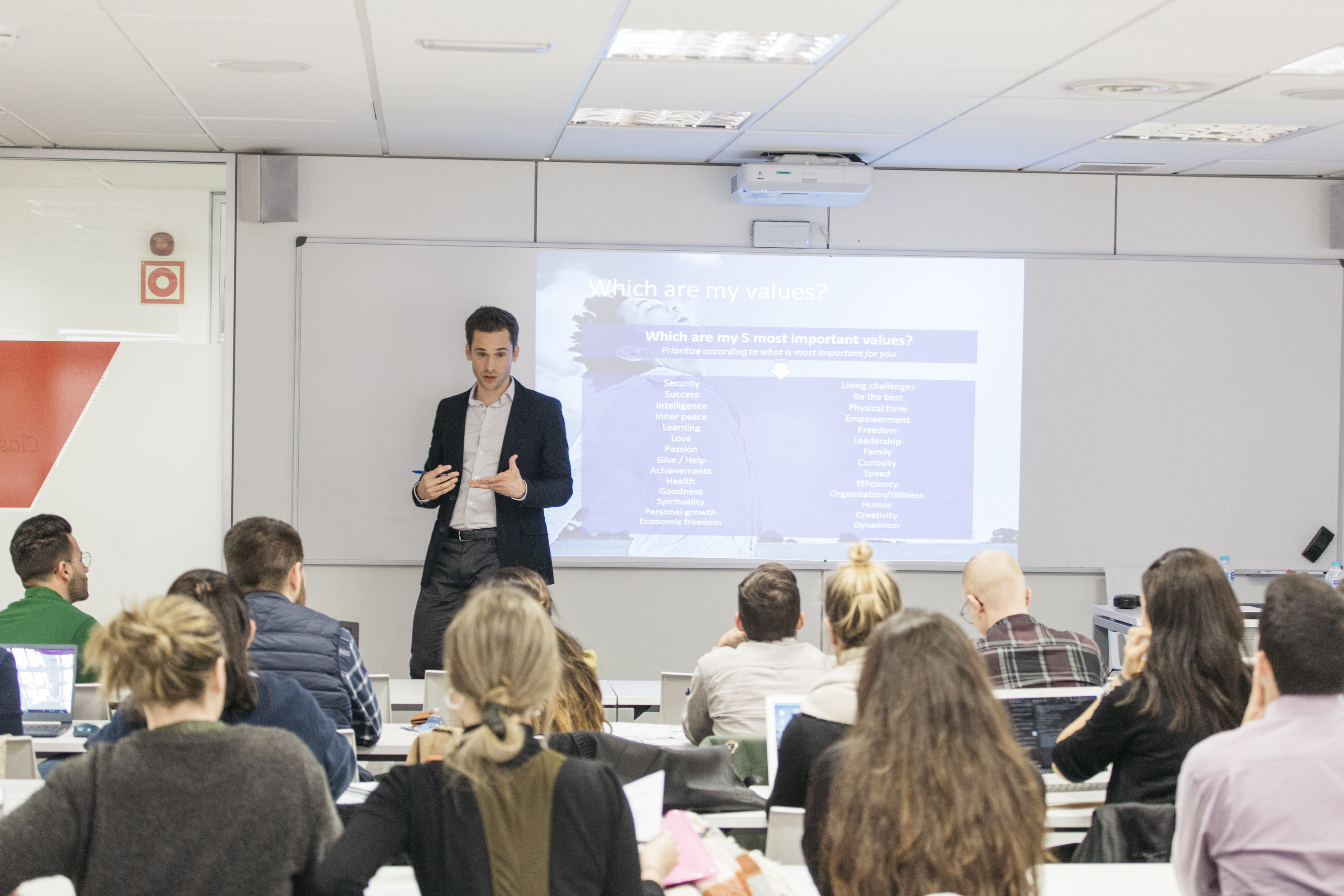 The appeal of differential features and adaptability to change, Talent Madrid EAE